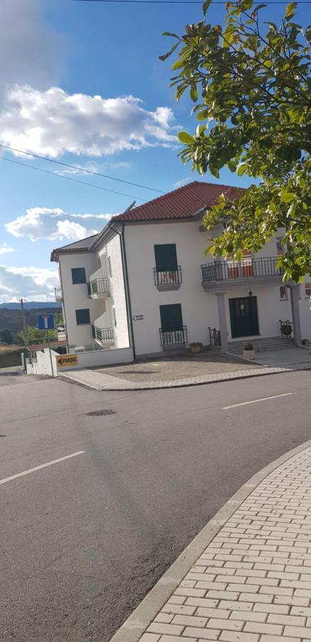 Ferrinho Hotel Guarda Exterior foto