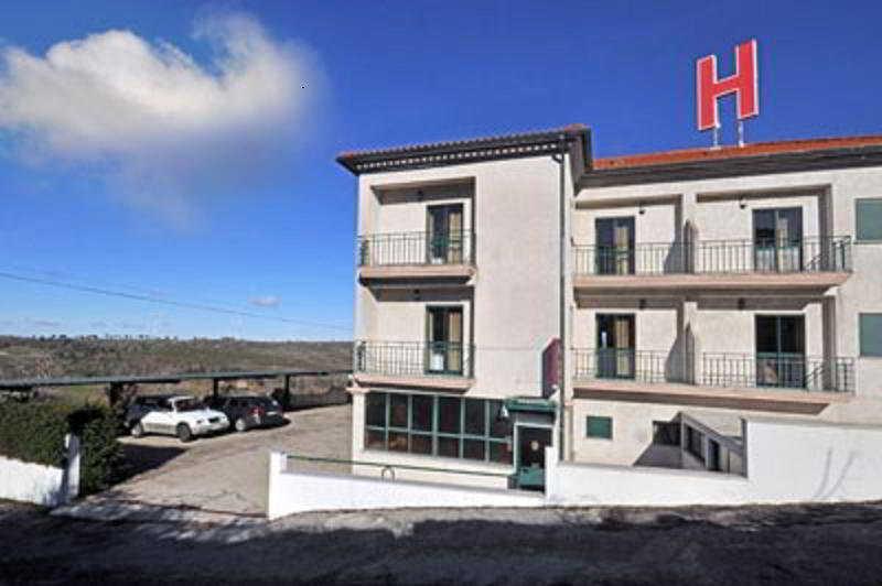 Ferrinho Hotel Guarda Exterior foto